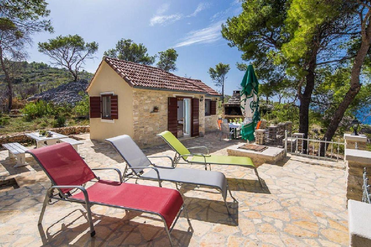 Vila House Vesna Kupinova Milna  Exteriér fotografie