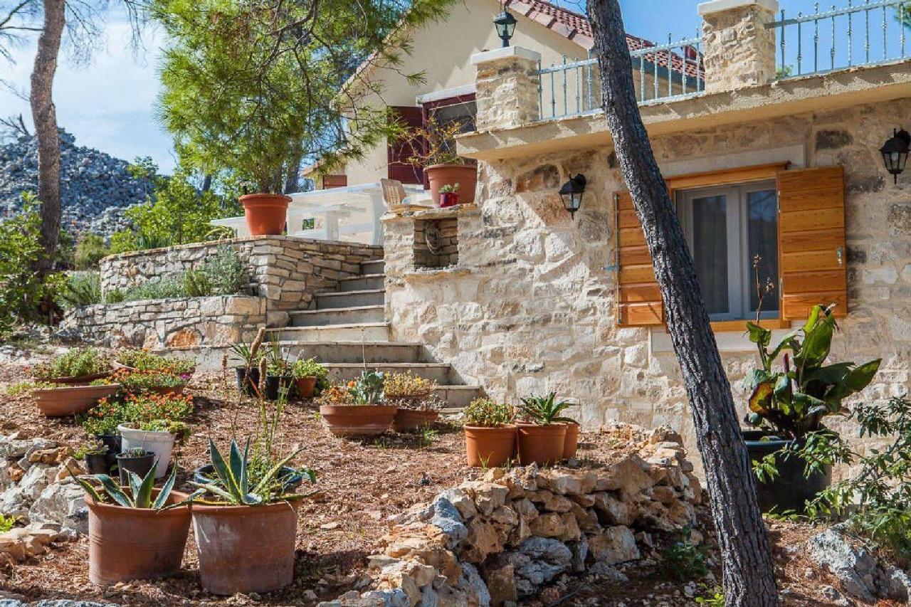 Vila House Vesna Kupinova Milna  Exteriér fotografie