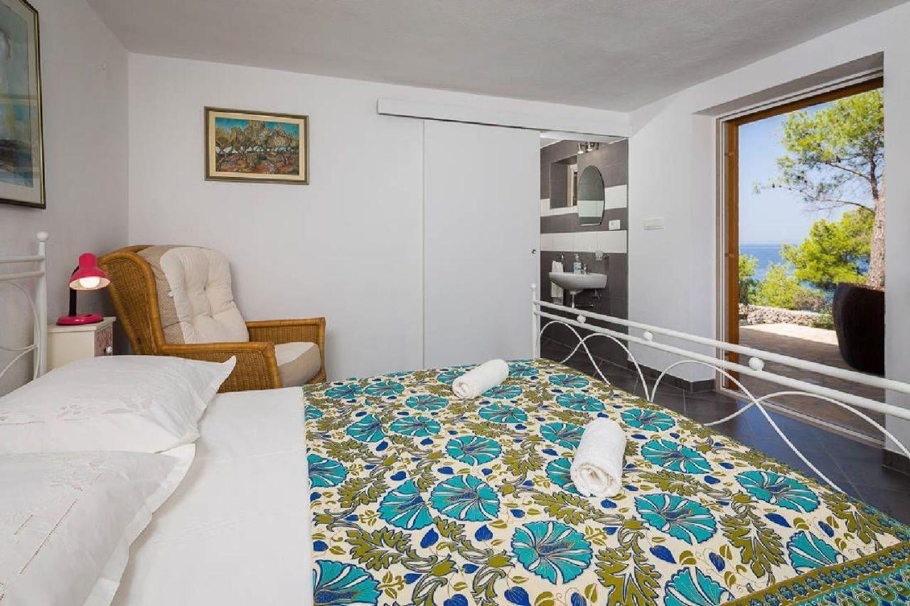 Vila House Vesna Kupinova Milna  Exteriér fotografie
