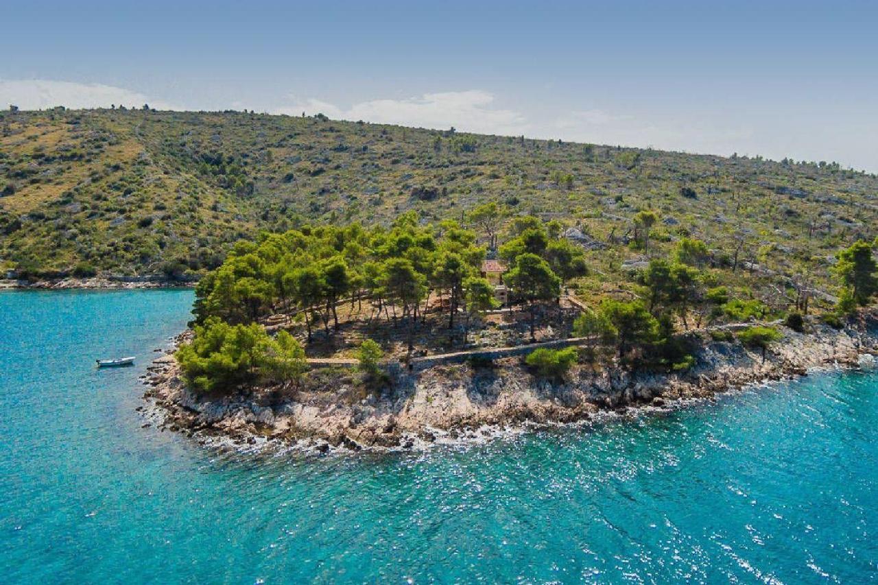 Vila House Vesna Kupinova Milna  Exteriér fotografie