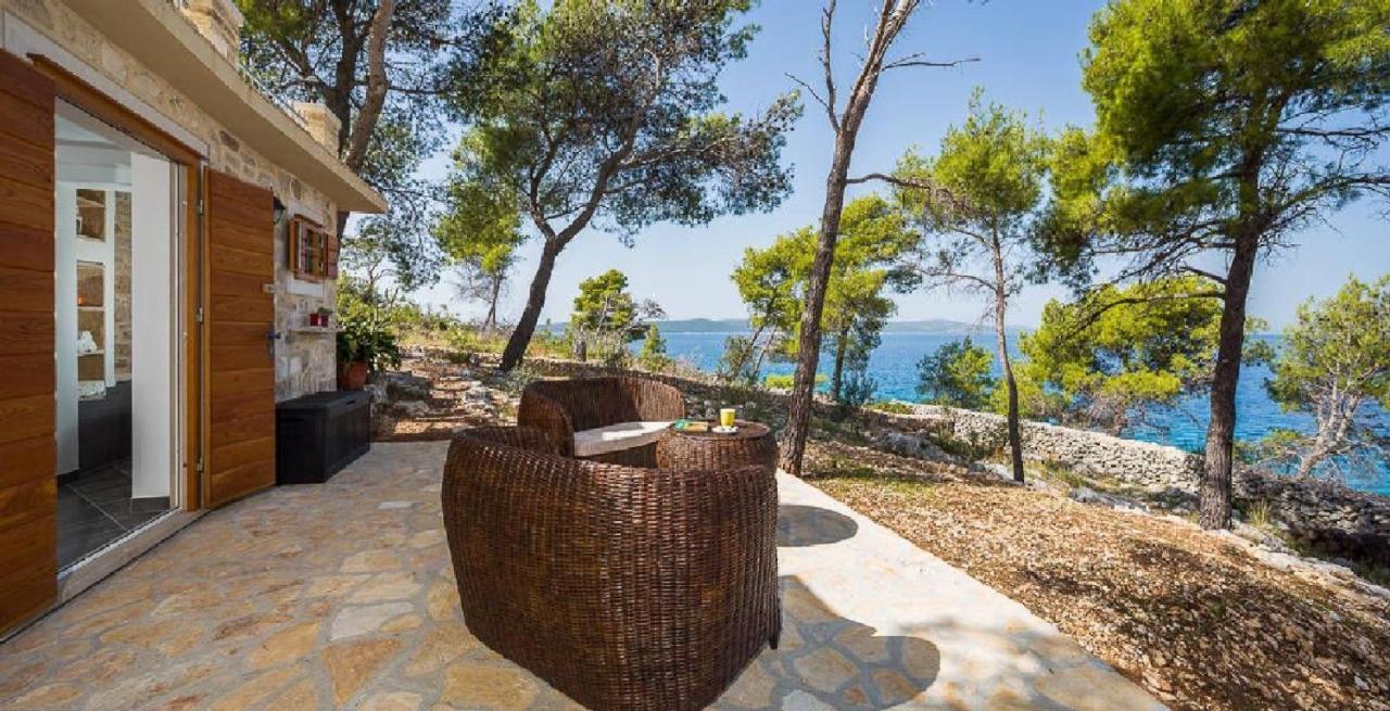 Vila House Vesna Kupinova Milna  Exteriér fotografie